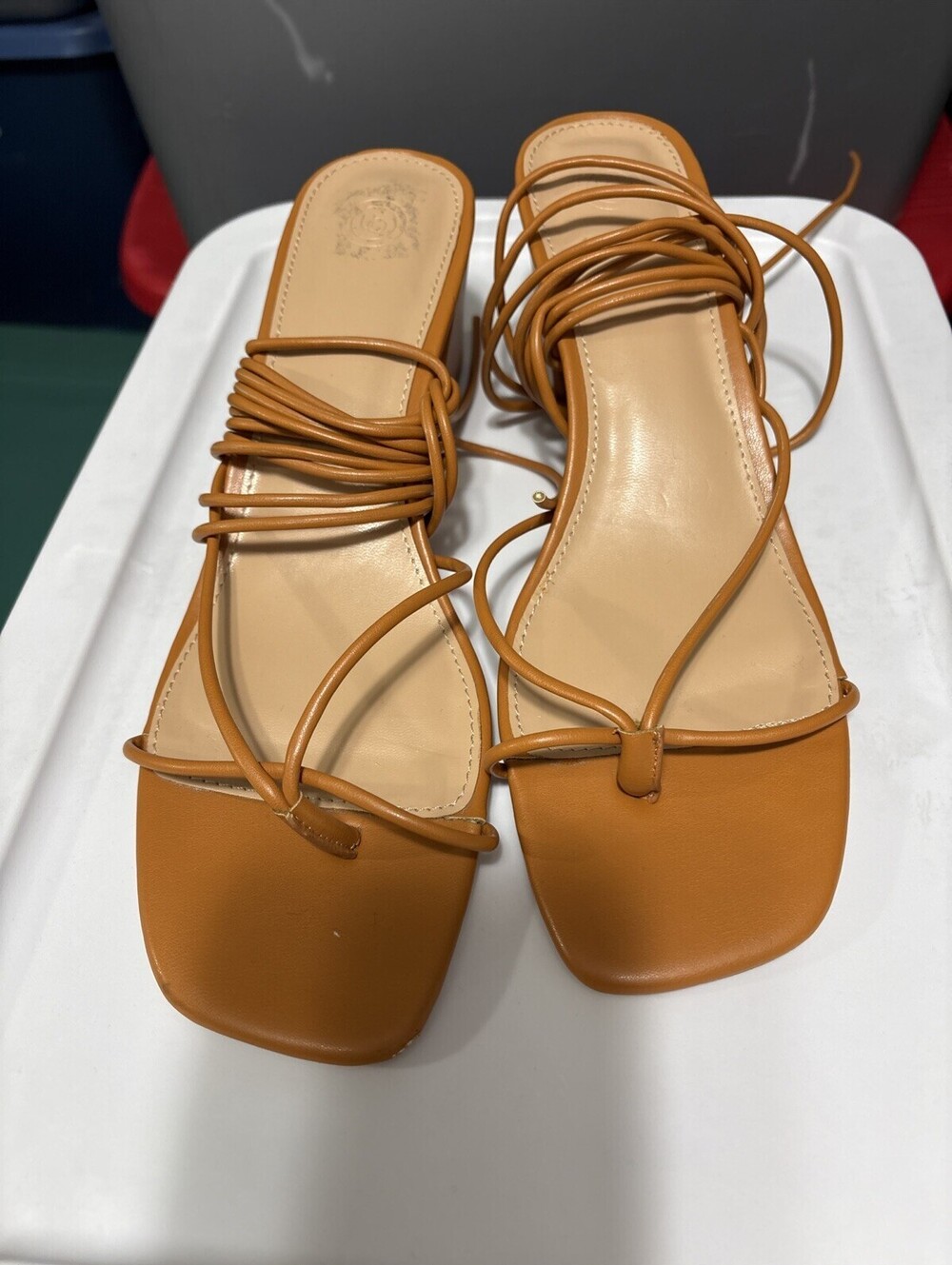 Urban Outfitters Sloan Square Toe Strappy Block Heel Sandals Tan Women's Size 10